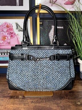 2007 Coach Hampton herringbone tweed  carryall bag